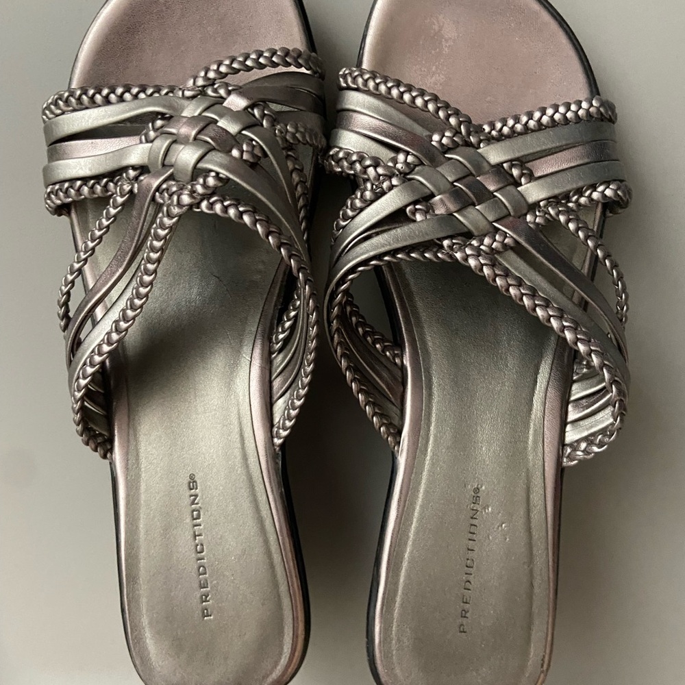 Predictions Women's Metallic Sandals